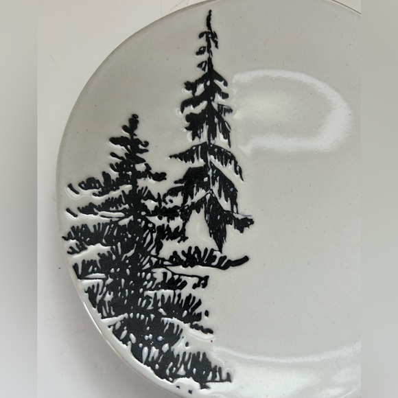 Ceramic Plate - Picture 2 of 5